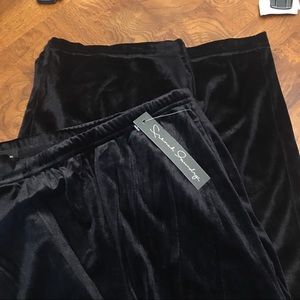 French Laundry 3XL black velvet/velour Pants